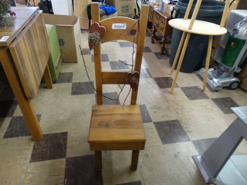 lot 405 image: Small wooden chair.