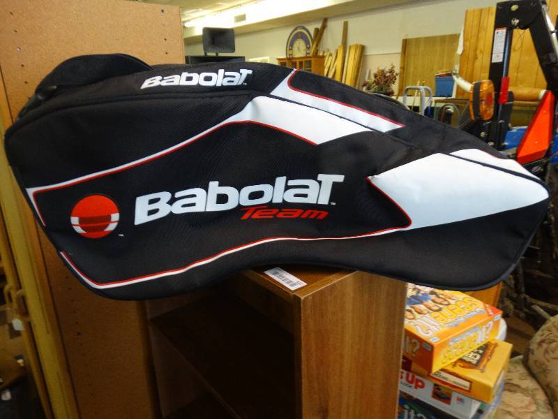 lot 428 image: Tennis bag, babolat.