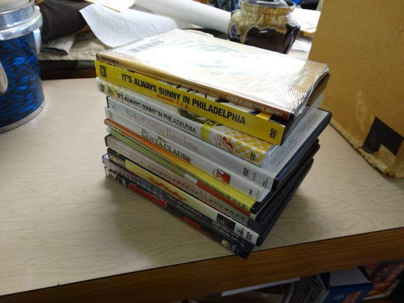lot 474 image: Lot of movies.