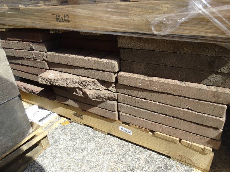 lot 479 image: Bottom pallet only of red, big, stepping stones.