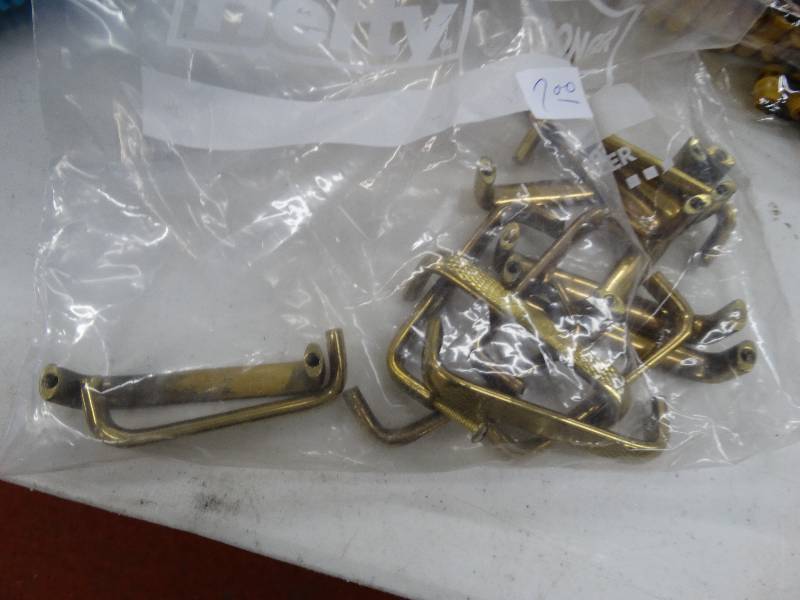 lot 900 image: Metal drawer holder.