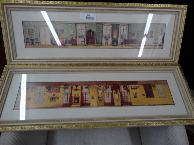 lot 909 image: Pair of hanging wall decor.
