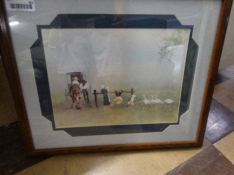 lot 462 image: Hanging wall art.