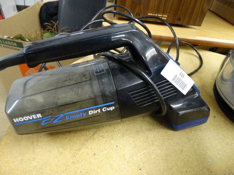 lot 929 image: Hoover brush vac heavy duty.