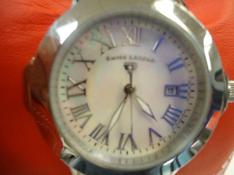 lot 5554 image: Swiss Legend Ladies Watch