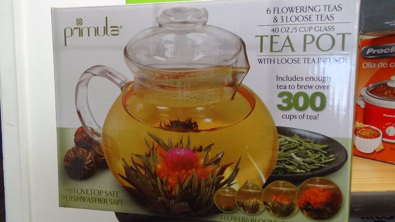 lot 2091 image: Primula 40-Ounce Glass Teapot with Infuser