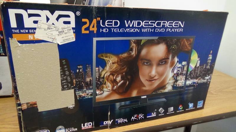 lot 2126 image: Naxa 24 inch DVD Combo - HDTV 1080p - 169 - 1920 x 1080 - 1080p