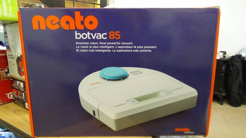 lot 2026 image: Neato Botvac 85 Bv85 Robot Vacuum