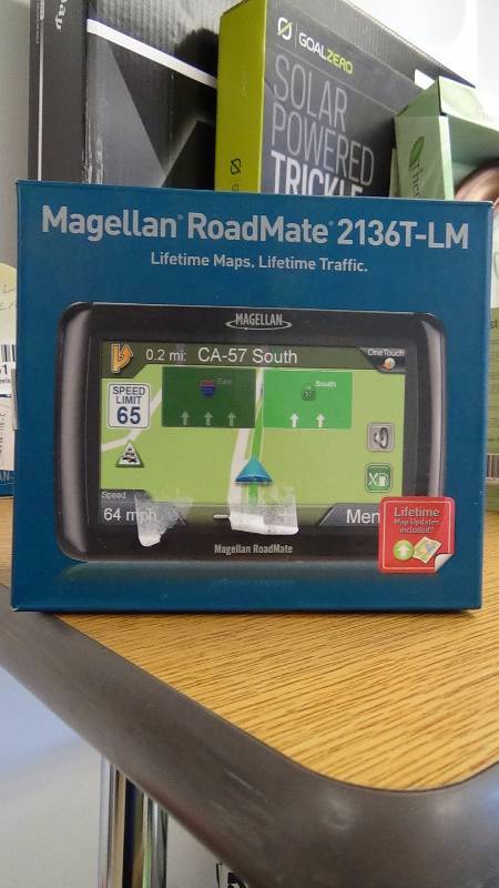 lot 2060 image: Magellan RoadMate 4.3 Inch Widescreen Portable GPS Navigator with Lifetime Maps and Traffic 2136TLM