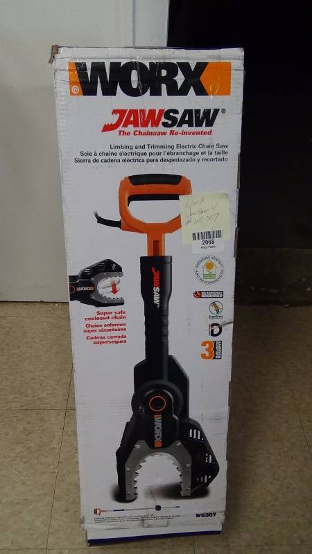 lot 2068 image: WORX WG307 6-Inch 5-Amp Electric JawSaw