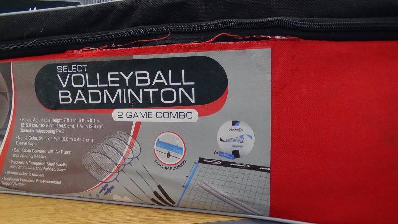 lot 2054 image: VolleyballBadminton Set