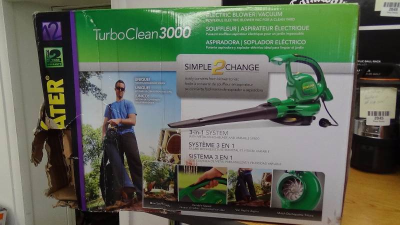 lot 2073 image: Weed Eater TurboClean 3000 Electric 235 MPH Light Handheld Leaf Blower Vacuum