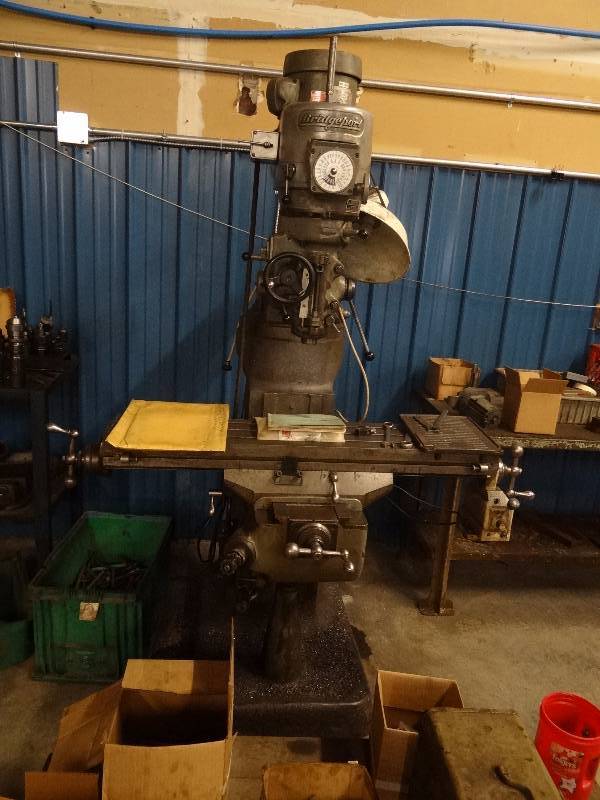 lot 1425 image: Bridgeport Series 1 Heavy Duty Milling Machine