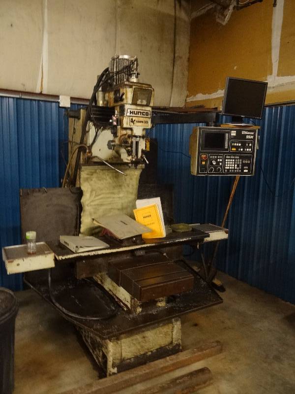 lot 1426 image: Hurco CNC Heavy Duty Vertical Mill Machine