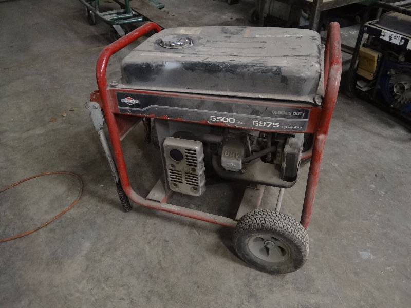 lot 1428 image: Serious Duty Gas Powered 5500 Watt Generator