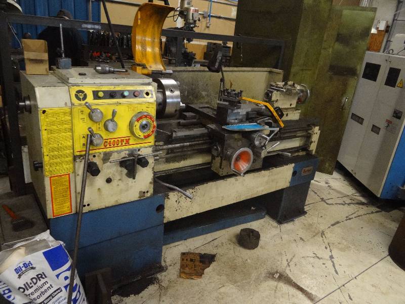 lot 1429 image: Mashstroy Troyan Universal CT400TM Machinery Lathe
