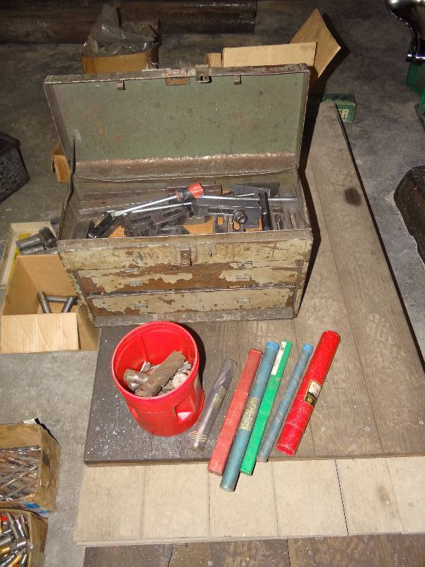 lot 1445 image: Metal Tool Box w Machinery Bits
