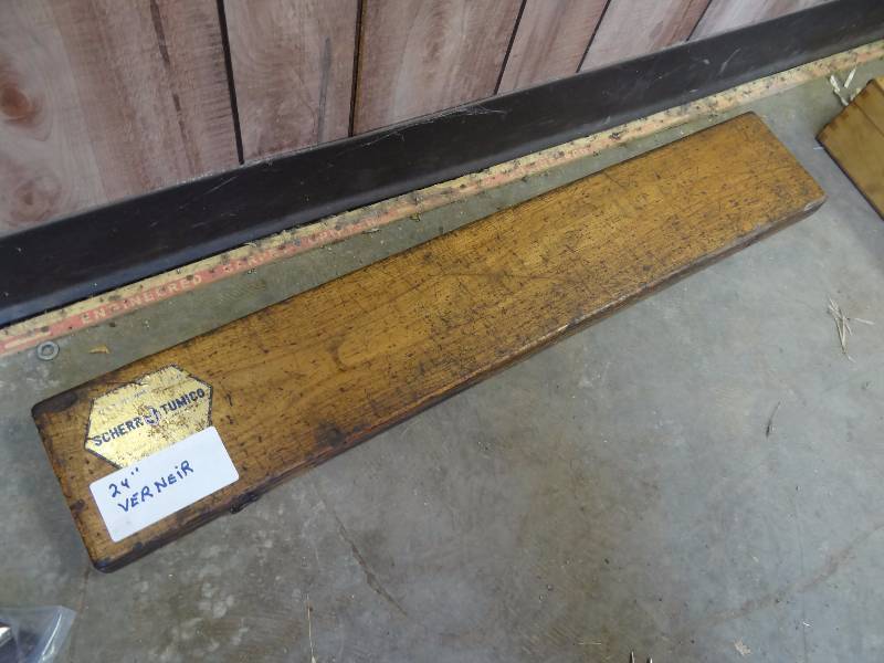 lot 1466 image: Precision Measuring Vernier Machinery Caliper w Case