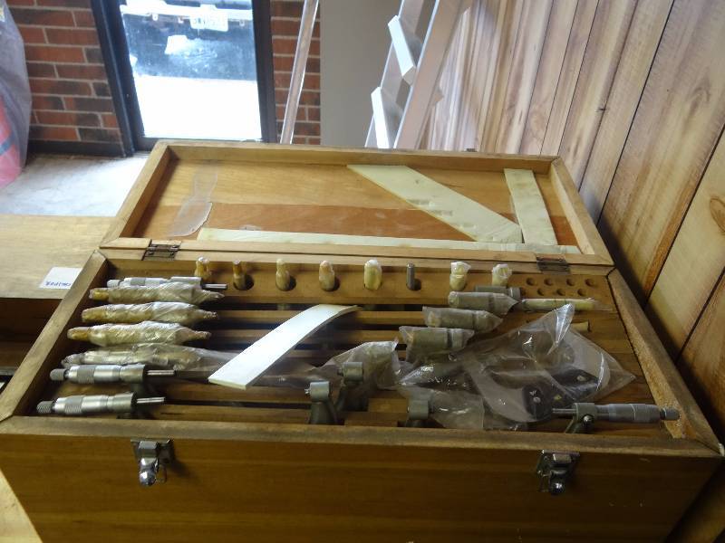 lot 1478 image: Starrett Measuring Micrometer Tools w Storage Case