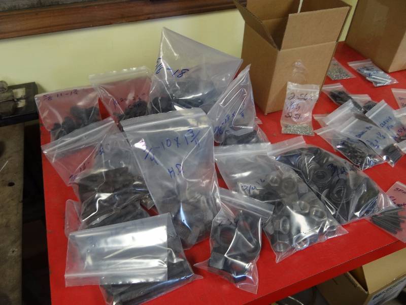 lot 1479 image: Large Lot of Misc Size Machinery Bolts,Nuts And Springs