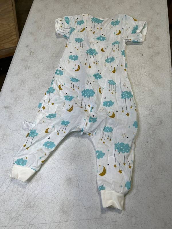 lot 30500 image: Infant Jumper, Zippered, Moon and Clouds, 3T