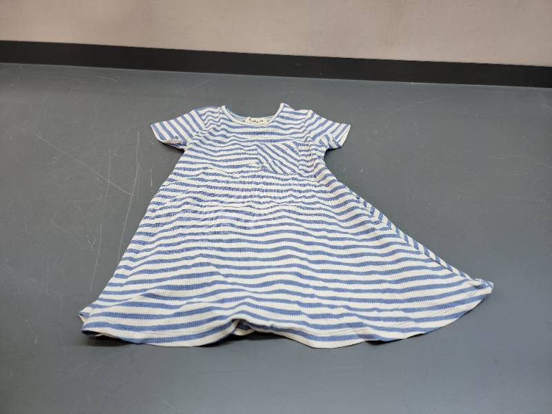 lot 36702 image: Kidpik Little girl dress 3T