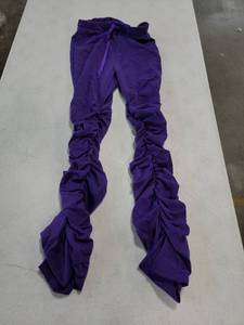 lot 37036 image: Purple draw string sweats pants Large