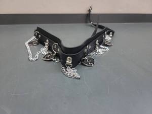 lot 37057 image: COLORFUL BLING Goth Soft PU Leather Love Heart Choker Collar Necklace Set