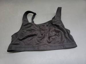 lot 37091 image: Everyday wireless bra 38C
