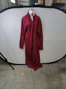 lot 37110 image: COOFANDY robe Maroon XL