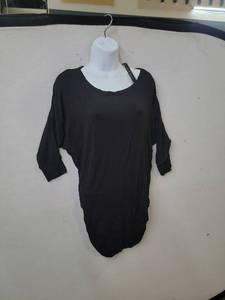 lot 37129 image: Made By Johnny Turquoise Black34 Sleeve Medium