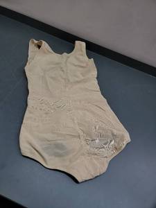 lot 37140 image: Full Body Shaper for Women Tummy Control Shapewear Bodysuits Slimming Bodysuit Medium