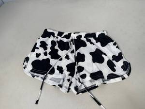 lot 40790 image: Womens Cow print shorts size medium