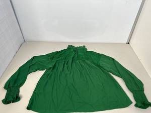 lot 40801 image: Green womens vintage shirt size small