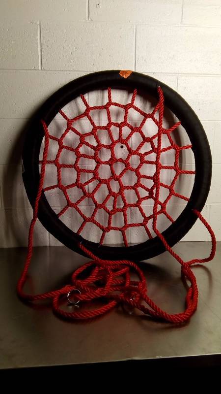 lot 6386 image: 32 round swing rope play assembly