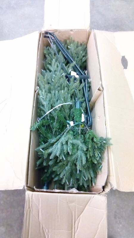 lot 6310 image: 9 ft balsum fir pre lit tree