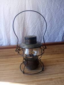 lot 2 image: Antique Railroad Lantern