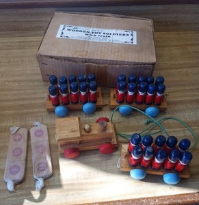 lot 10 image: Vintage Chadwick wooden toy soldiers with train 1986