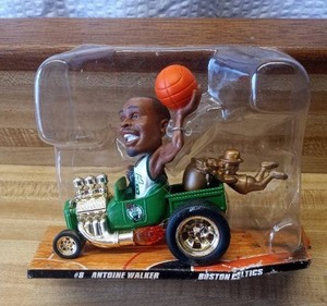 lot 16 image: #8 Antoine Walker Hotwheels
