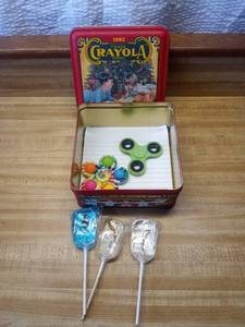 lot 42 image: Fidget Spinners and Bug suckers