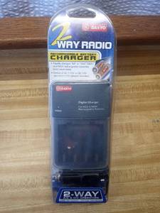 lot 43 image: Ge Sanyo 2 Way Radio Rechargeable Battery Charger Aa Aaa Nicd Nimh Ac Or Dc