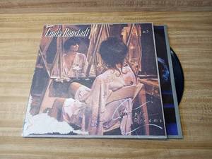 lot 77 image: Linda Ronstadt simple dreams record