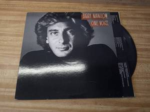 lot 80 image: Barry Manilow one voice record