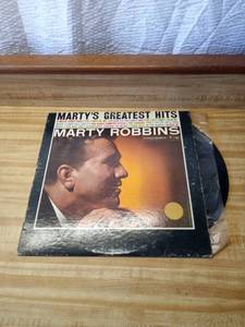 lot 89 image: Marty Robbins Martys greatest hit record album