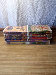 lot 98 image: 10 Disney VHS movies