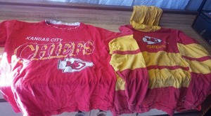 lot 140 image: Kansas City Chiefs shirts