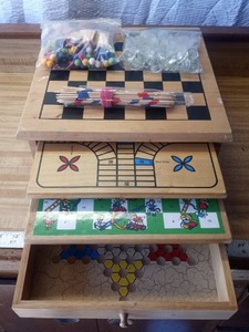 lot 146 image: Game box