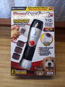 lot 196 image: As Seen on TV Paw Perfect