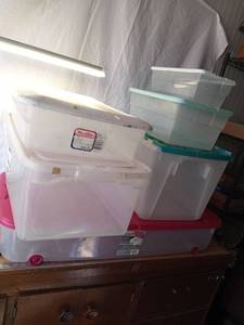 lot 199 image: 6 Storage tubs