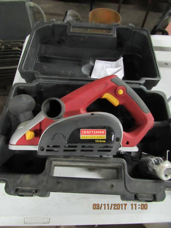Craftsman electric hand planer with box 